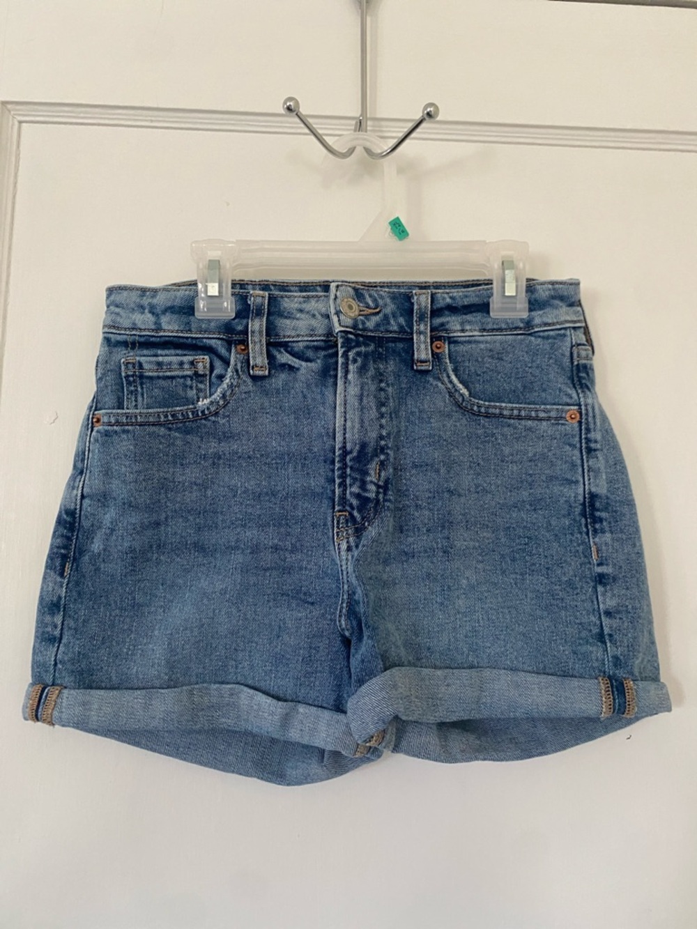 Old Navy Women's Denim Roll-Cuff Shorts - Blue Wash